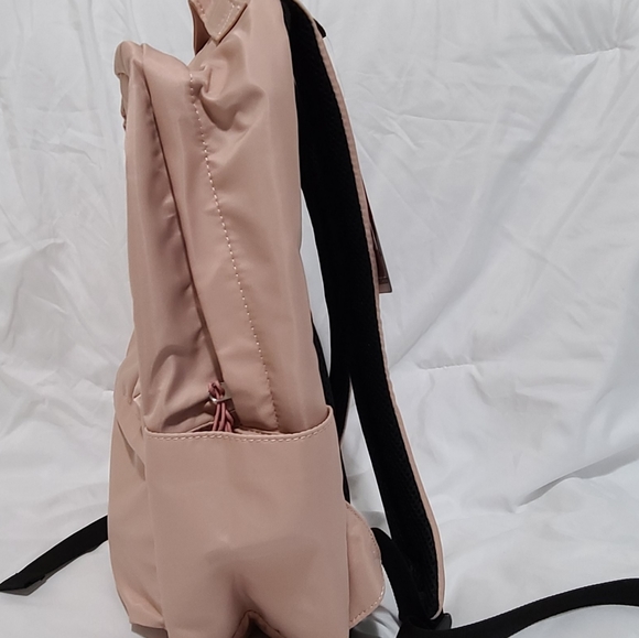 backpack - Picture 8 of 9